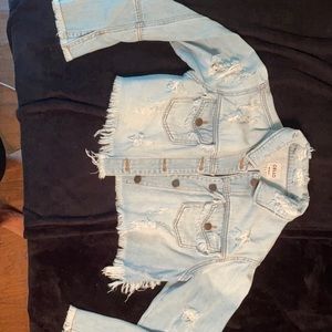 Crop distressed blue Jean jacket!
